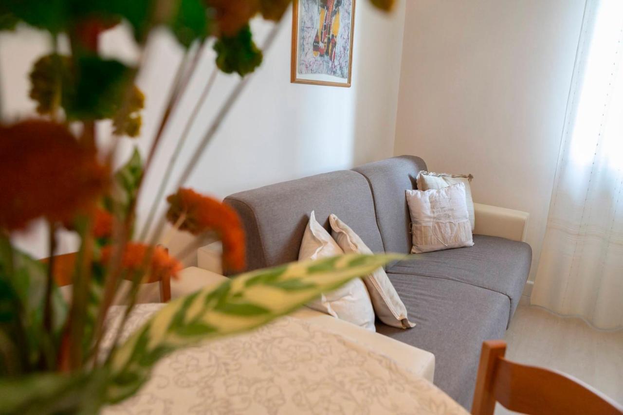Appartamento Casa Vacanze Enjoy Assise Extérieur photo
